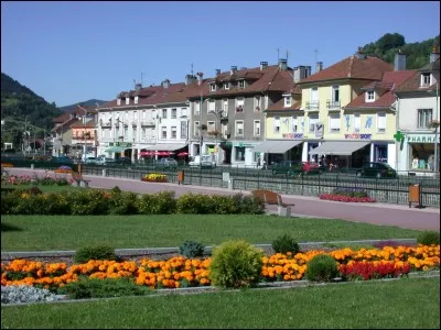 Sur quels départements la Bresse se trouve-t-elle à cheval ?