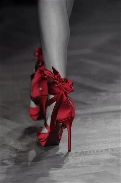 En avril on s'habille encore un peu ! Julien Clerc nous en parle :