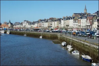 Quelle ville est une station balnéaire ?