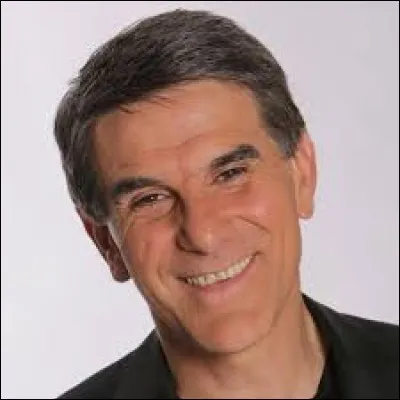 Chaîne de diffusion : France 2
Années de diffusion : Depuis 1995
Indices : Couple/Pancarte/Intimité/Voyage. 
Quel est ce jeu télévisé ?