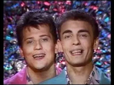 Quel groupe a chanté ''Nuit de folie'' ?