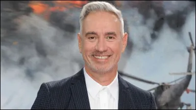 Ce cin&eacute;aste allemand, r&eacute;alisateur de Blockbusters &agrave; succ&egrave;s tels que "Independence Day" et "Le Jour d'apr&egrave;s", c'est ...