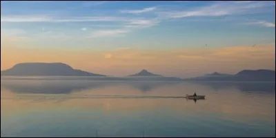 Quel est le plus grand lac de Hongrie ?