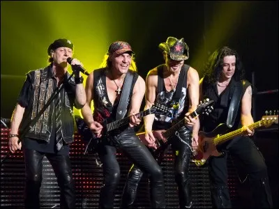 Quelle est la nationalité du groupe Scorpions qui a chanté ''Rhythm of Love'' ?