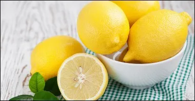 Combien y a-t-il de citrons jaunes sur cette image ?