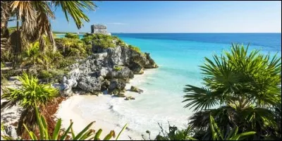 La presqu'île du Yucatàn est :