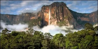 Laquelle de ces cascades se situe au Vénézuela ?