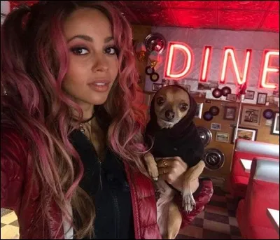 Comment s'appelle son chien ?