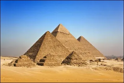 Quelle merveille du monde antique a été découverte à Gizeh ?