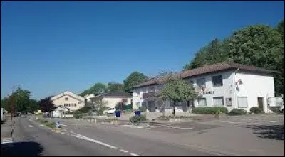 Nous sommes à présent dans le Grand-Est, à Messein. Village de l'arrondissement de Nancy, membre de l'association des communes de France aux noms burlesques et chantants, il se situe dans le département ...