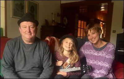 Ses parents se prénomment...