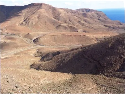 Quelle est l'orthographe correcte du mot "bonheur" en anglais ?