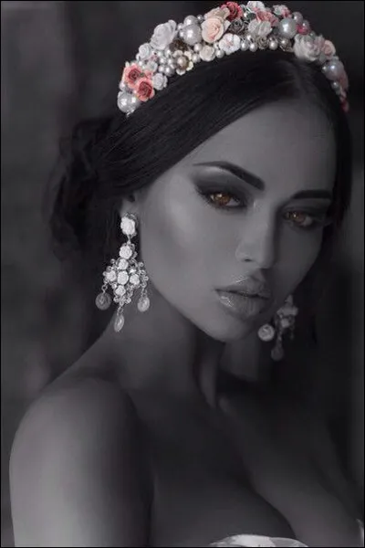 Quelle actrice partageait l'affiche avec Yul Bryner, dans le film "Salomon et la reine de Saba" de King Vidor ? (photo uniquement d&eacute;corative)