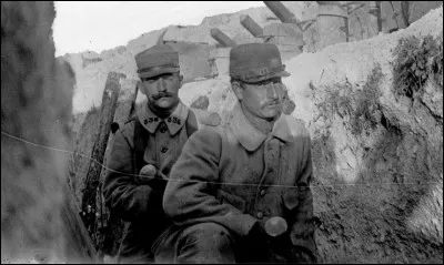 Lors de quelle guerre se déroule le roman "Le feu, journal d'une escouade" d'Henri Barbusse ?