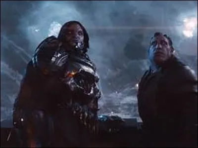 Pendant combien d'années I-Rok a-t-il du matos sur lui ?