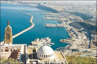 Parmi ces villes, laquelle se situe bien en Algérie ?