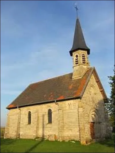 Vous avez sur cette image l'église Saint-Florent de Maizeray. Petit village de 35 habitants, dans l'arrondissement de Verdun, il se situe dans le département ...