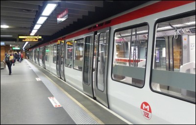 Combien de stations de métro Lyon compte-t-elle ?