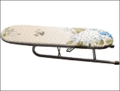 Quel nom porte une fille de huit à onze ans dans les associations scoutes ?