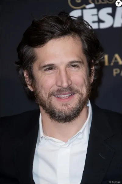 Cet acteur, passé à la réalisation et qui reçoit à ce titre le César pour "Ne le dis à personne" en 2006, c'est ...