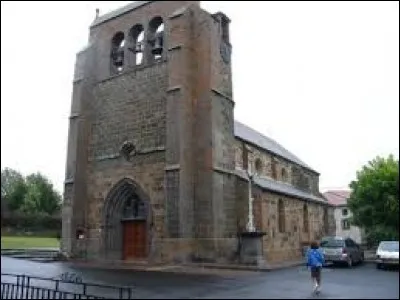 Nous sommes maintenant devant l'église Saint-Lambert de Talizat. Village d'Auvergne-Rhône-Alpes, sur la planèze de Saint-Flour, il se situe dans le département ...