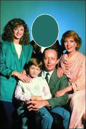 Quel extra-terrestre de srie TV (qui vivait dans cette famille) n'aime les chats que dans son assiette ?