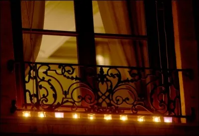 Du 24 au 31 d&eacute;cembre les habitants de Lyon mettent des lumignons &agrave; l'occasion la f&ecirc;te des lumi&egrave;res &agrave; Lyon.