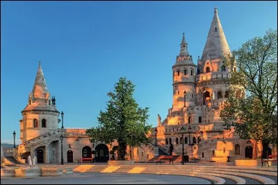 Comment se nomment les habitants de la Hongrie ?