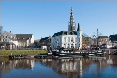 Comment se nomment les habitants de la ville de Breda, aux Pays-Bas ?