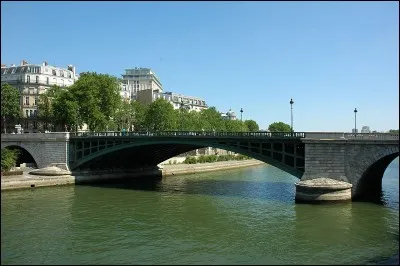 Quel poète a écrit "Le Pont Mirabeau" ?