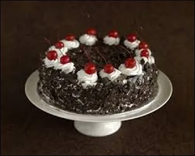 Pourquoi la forêt noire se nomme-t-elle ainsi ?