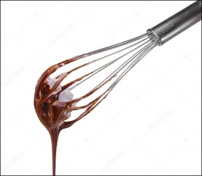 Pour les crèmes et mousses, quels ustensiles faut-il utiliser pour le robot de cuisine ?