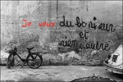 Les jardins - les espaces verts - les banques - les cuisines - les show-rooms - la campagne - les terrains cultivés - les cadastres - les restaurants - les cérémonies - la bourse - les casinos - les champs