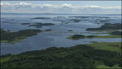 Quel est le troisième lac le plus grand d'Europe ?