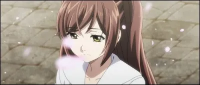 De qui Sayaka est-elle le plus amoureuse ?