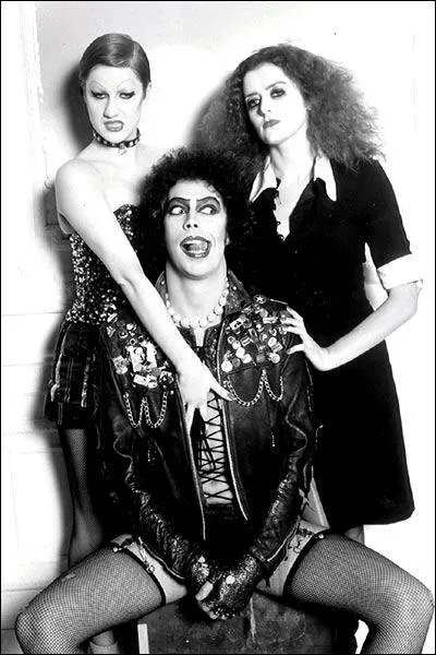 Quelle actrice les danseurs du 'Rocky Horror Picture Show' dbauchent-ils dans le film de 1975 ?