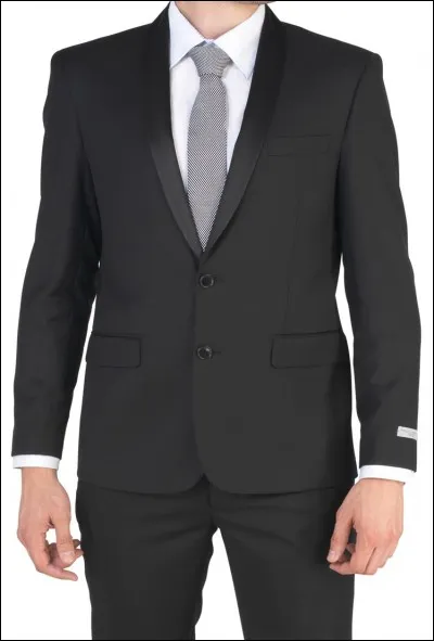 De quelle manière t'habilles-tu pour venir sur scène ?