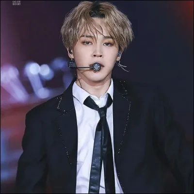 Qui a un sourire rectangulaire ?