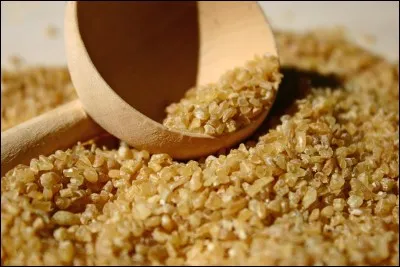 Tiré d'un mot truc signifiant "meurtri une nouvelle fois", quel aliment à base de blé complet est souvent mangé en Turquie ?