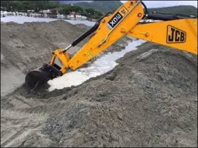 Comment appelle-t-on le moyen de se débarrasser de ce qui gêne, de ce qui fait difficulté ?