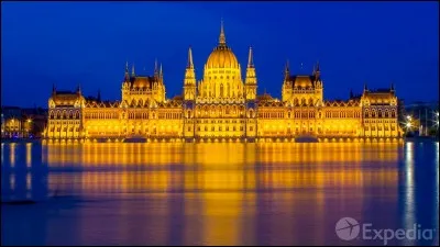 Quel est l'ancien nom de la capitale de la Hongrie, Budapest ?