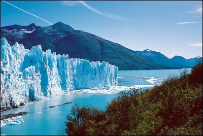 Paysage de glace de Patagonie, avec le parc de "Los Glaciares" : ça se passe :