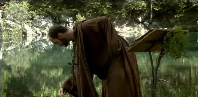 Qu'est-ce que Père Blaise attend sur cette image ?