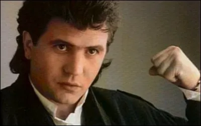 ''Sauver l'amour'' de Daniel Balavoine commence ainsi : 

'''Partir effacer sur le Gange 
La douleur''

Avec quel fleuve le Gange partage-t-il son delta ?