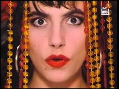 Complétez les paroles de ''Fallait pas commencer'' de Lio.

''Tu regrettes tes écarts 
Mais maintenant c'est trop tard 
Mon vieux t'es un connard
Avec un -----------------------''