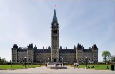 De quel pays Ottawa est-elle la capitale ?