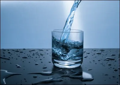 Lequel de ces outils utilise-t-on lors d'une filtration de Büchner ?