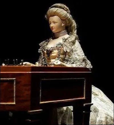 De qui ce robot capable de jouer du tympanon a-t-il fait le bonheur ?