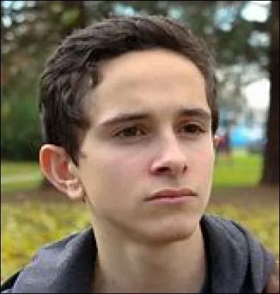 Où Timothée a travaillé durant l'été ?