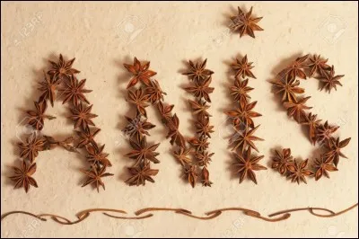 Comment s'appelle la liqueur grecque apéritive à l'anis ?